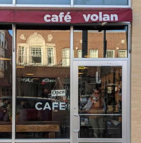 Cafe Volan